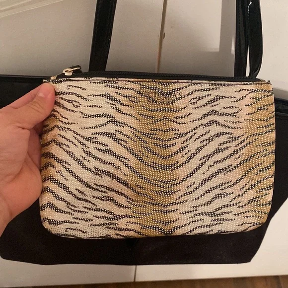 Victoria's Secret Black Tote Bag - Picture 7 of 15